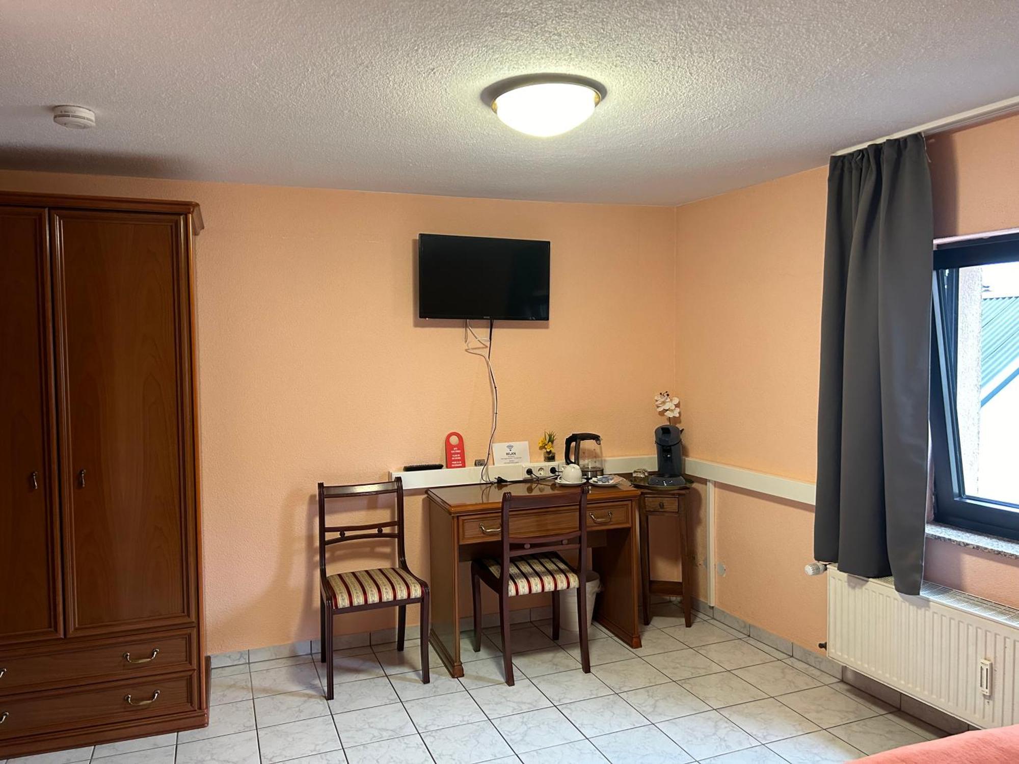 Mikroapartments Klarenthal Saarbrücken Kültér fotó